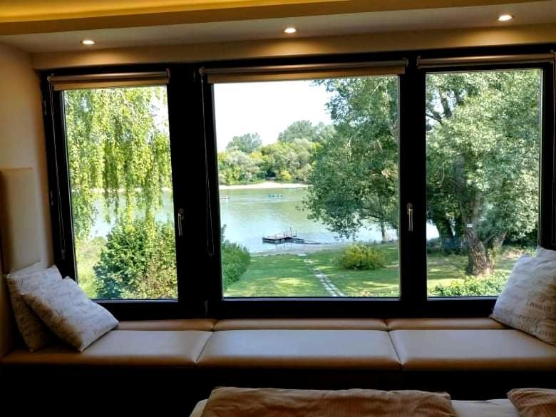 Vizparti Apartmanhaz Леаньфалу Экстерьер фото